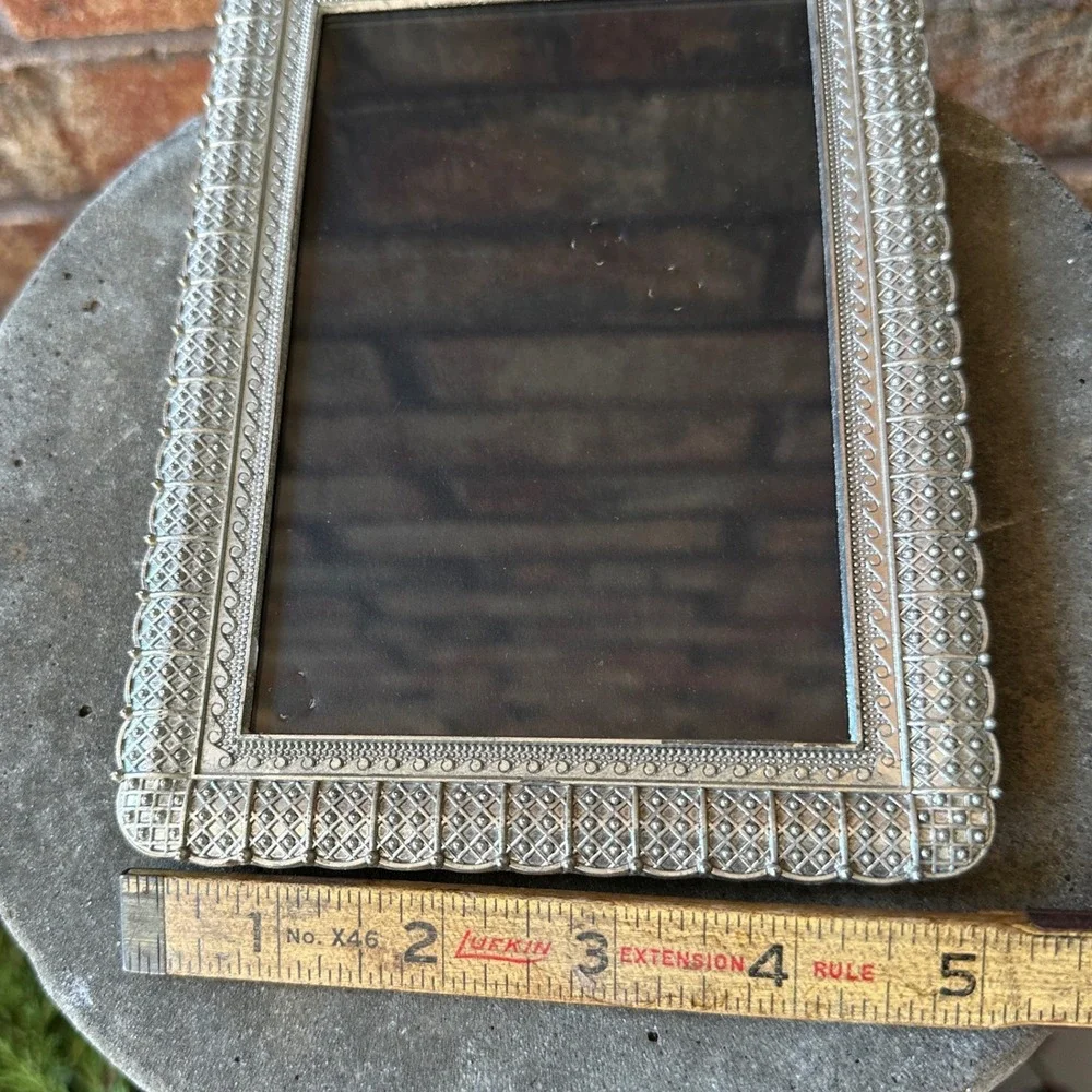 Vintage Ornate Silver Tone Embossed Lattice Tabletop Picture Photo Frame